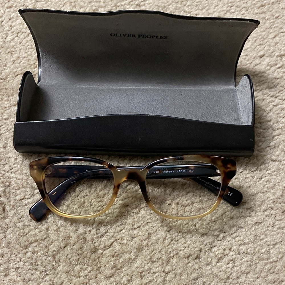 Oliver Peoples Brown Tortoise Prescription Glasses with Black Case